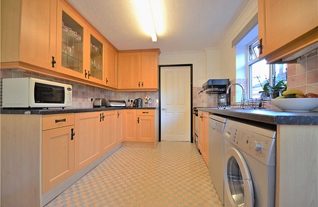 4 bedroom house for sale - Harvard Road, Owlsmoor, Sandhurst, GU47 - Property View 3