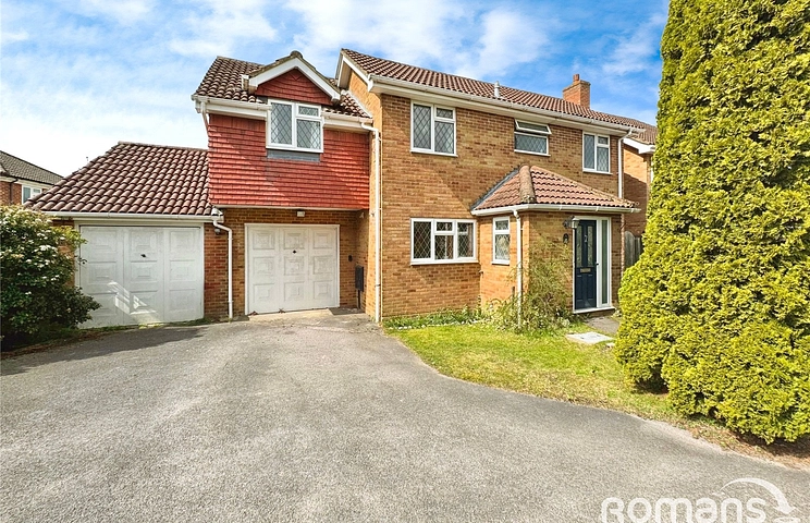 4 bedroom house for sale - Hailsham Close, Owlsmoor, Sandhurst, Berkshire, GU47