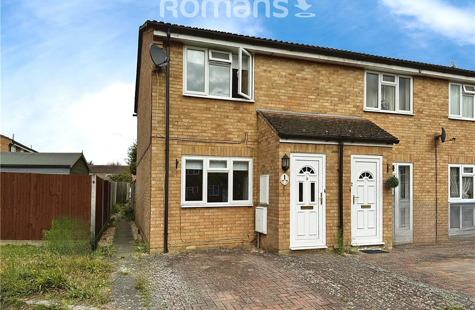 2 bedroom house for sale - May Close, Owlsmoor, Sandhurst, Berkshire, GU47 - Property View 1