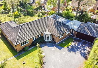 4 bedroom bungalow for sale - Windrush Heights, Sandhurst, Berkshire, GU47 - Property View 1