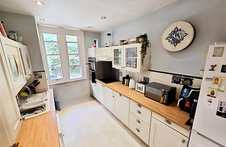 2 bedroom apartment to rent - The Frith, Brockenhurst Road, Ascot, SL5 - Property View 2