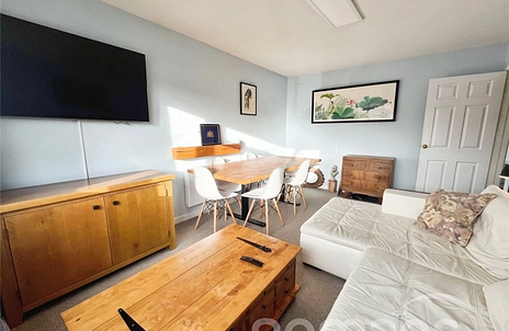 2 bedroom apartment for sale - Helmsdale, Swindon, Wiltshire, SN25 - Property View 2