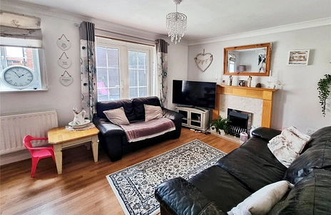 3 bedroom house for sale - Fitwell Road, Redhouse, Swindon, SN25 - Property View 2