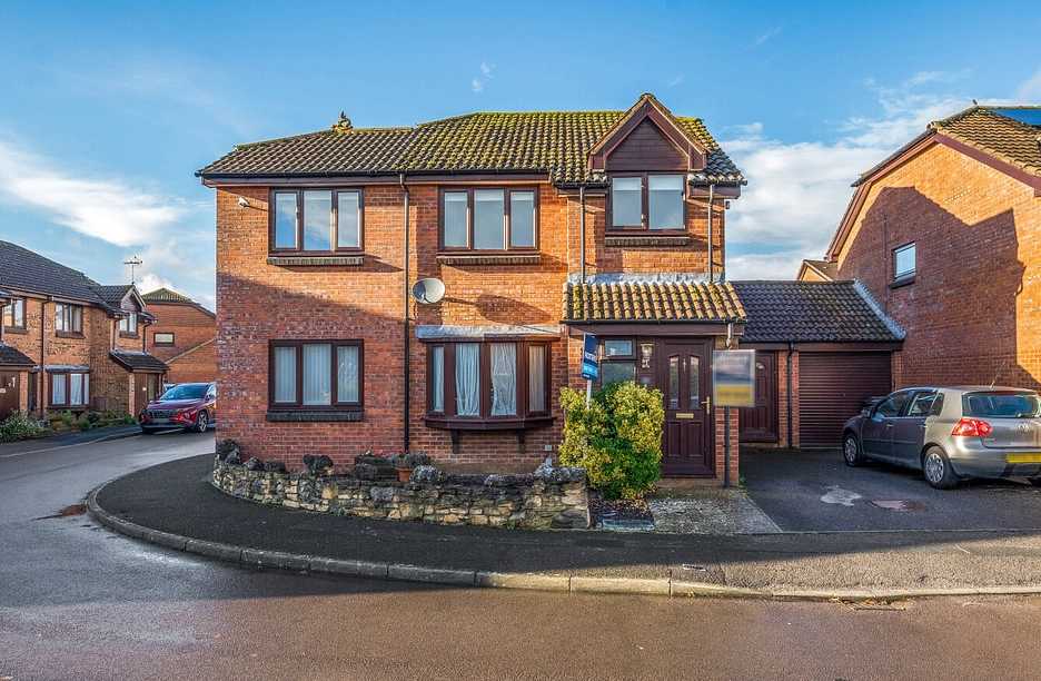 4 bedroom house for sale - Camton Road, Middleleaze, Swindon, SN5 - Property View 1