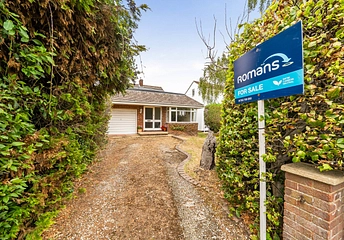 3 bedroom house for sale - High Street, Haydon Wick, Swindon, Wiltshire, SN25 - Property View 1