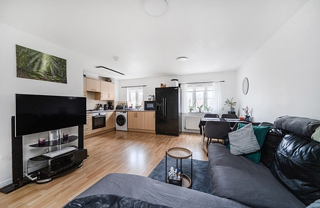 2 bedroom house for sale - Giles Road, Haydon End, Swindon, SN25 - Property View 3