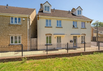 3 bedroom house for sale - Mayfly Road, Swindon, SN25 - Property View 1