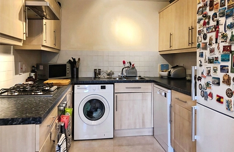 3 bedroom townhouse to rent - Addinsell Road, Redhouse, Swindon, SN25 - Property View 2
