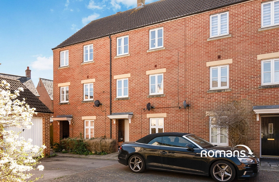 3 bedroom townhouse to rent - Pulsar Road, Swindon, SN25 - Property View 1