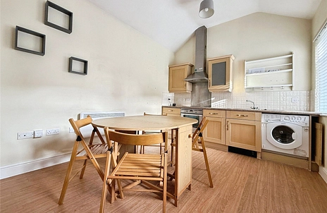 1 bedroom apartment to rent - Cricklade Street, Swindon, Wiltshire, SN1 - Property View 3