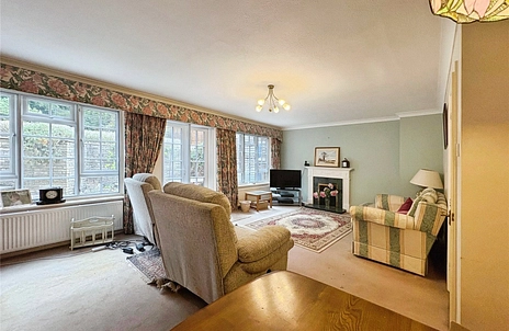 4 bedroom house for sale - Bay Tree Rise, Calcot, Reading, Berkshire, RG31 - Property View 3