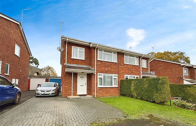 3 bedroom house for sale - Swiss Cottage Close, Tilehurst, Reading, Berkshire, RG31