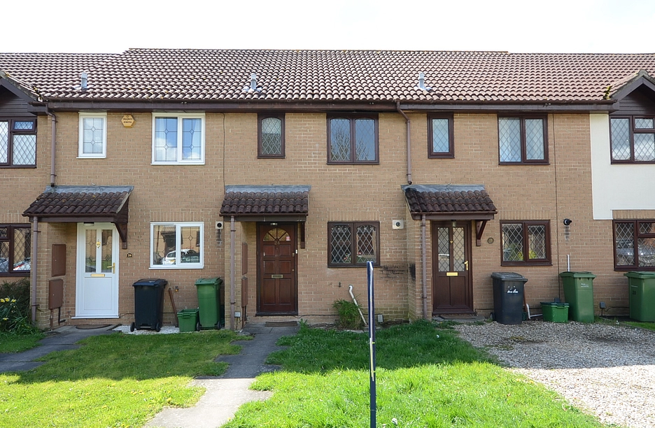2 bedroom terraced to rent - Barclay Road, Calcot, Reading, RG31 - Property View 1
