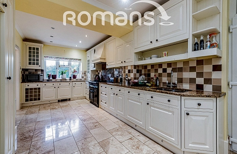 5 bedroom house to rent - Oak Tree Road, Tilehurst, Reading, Berkshire, RG31 - Property View 2