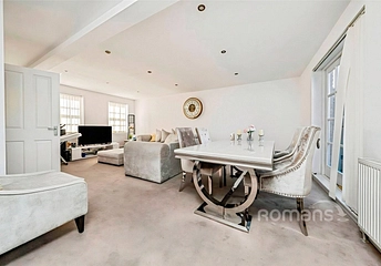 3 bedroom townhouse for sale - Harlington Road, Uxbridge, UB8 - Property View 1