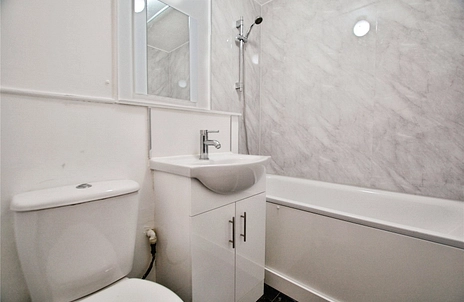 3 bedroom house to rent - St. Helen Close, Uxbridge, UB8 - Property View 3