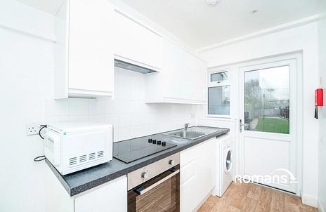 3 bedroom house to rent - Newcroft Close, Uxbridge, UB8 - Property View 2