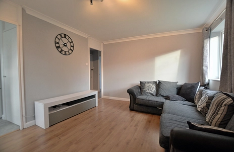 2 bedroom apartment to rent - Aylsham Drive, Ickenham, Uxbridge, UB10 - Property View 2