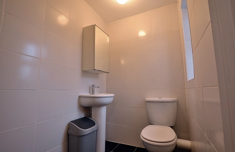 1 bedroom property to rent - Hinton Road, Uxbridge, UB8 - Property View 2