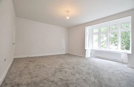 2 bedroom maisonette to rent - The Greenway, Uxbridge, UB8 - Property View 3