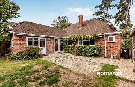 3 bedroom bungalow to rent - London Road, Twyford, Reading, RG10 - Property View 2