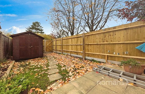 2 bedroom house to rent - Harvard Close, Woodley, Reading, Berkshire, RG5 - Property View 2