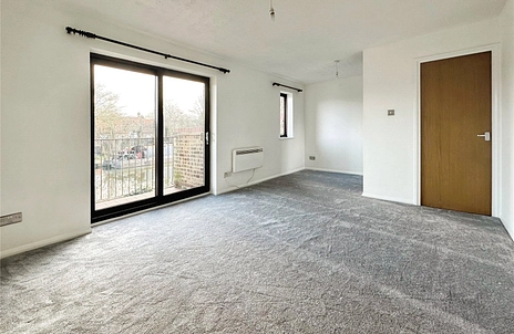 studio to rent - Betjeman Court, Bentinck Road, West Drayton, UB7 - Property View 3