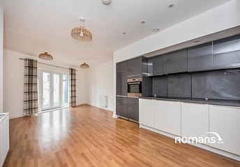 2 bedroom apartment to rent - Clovelly Court, 6 Wintergreen Boulevard, West Drayton, UB7 - Property View 1