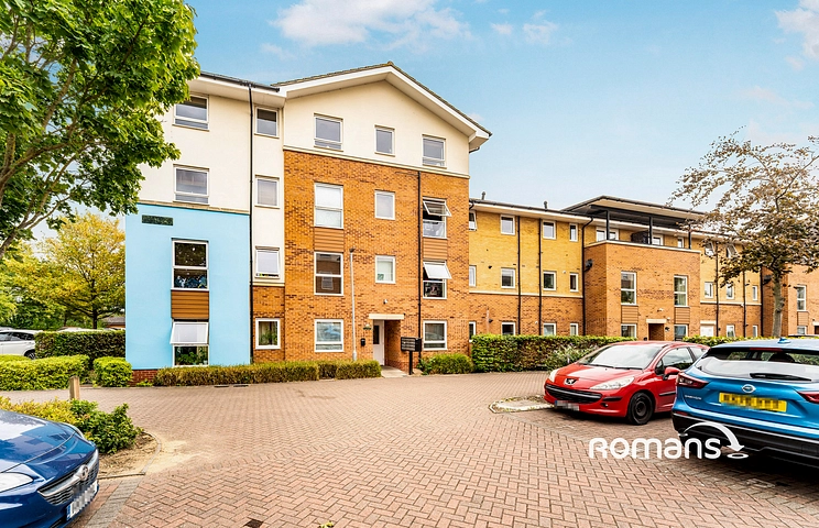 2 bedroom apartment to rent - Admiralty Close, West Drayton, UB7