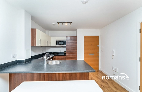 1 bedroom apartment to rent - Denham House, 17 Park Lodge Avenue, West Drayton, UB7 - Property View 2