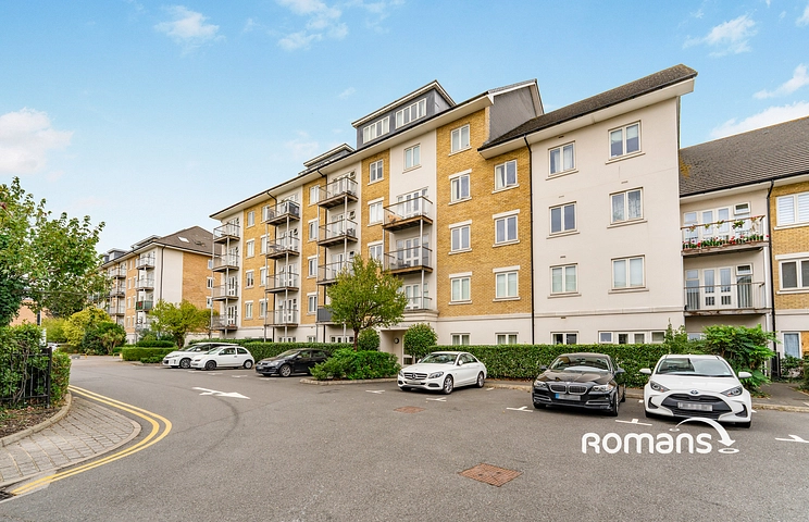 1 bedroom apartment to rent - Denham House, 17 Park Lodge Avenue, West Drayton, UB7