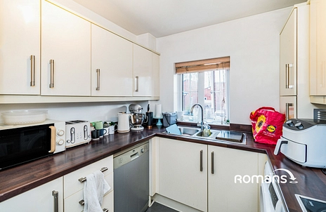 2 bedroom apartment to rent - Grove Place, Winchester, SO22 - Property View 2