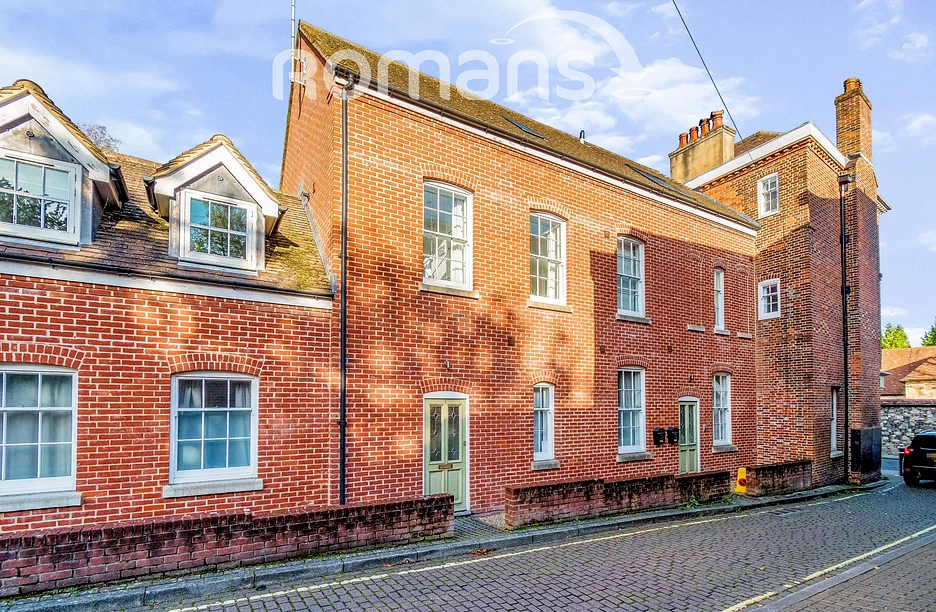 2 bedroom apartment to rent - Prince of Wales House, Hyde Close, Winchester, SO23 - Property View 1