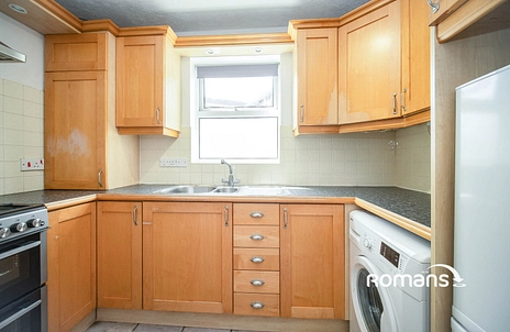 1 bedroom apartment to rent - Woosehill Court, Emmview Close, Wokingham, RG41 - Property View 3