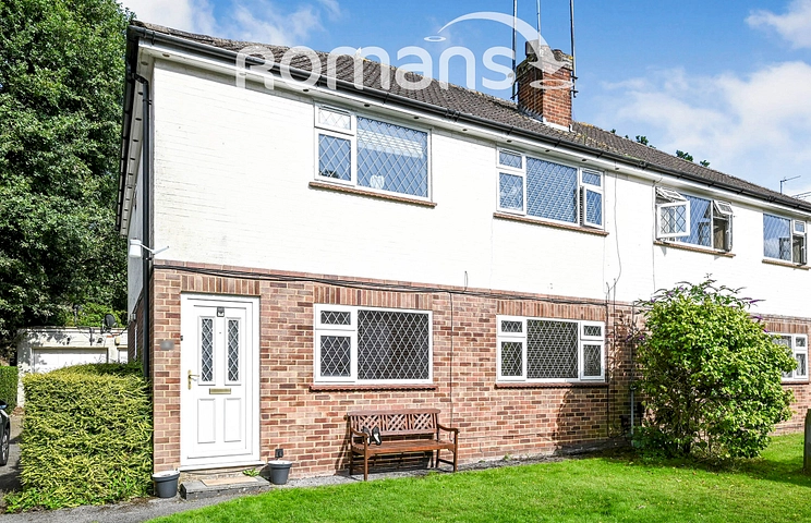 2 bedroom maisonette to rent - Lyon Road, Crowthorne, RG45