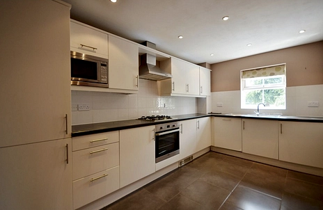 2 bedroom apartment to rent - St. Francis Close, Crowthorne, RG45 - Property View 2