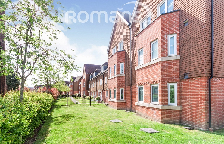 2 bedroom apartment to rent - Outfield Crescent, Wokingham, RG40