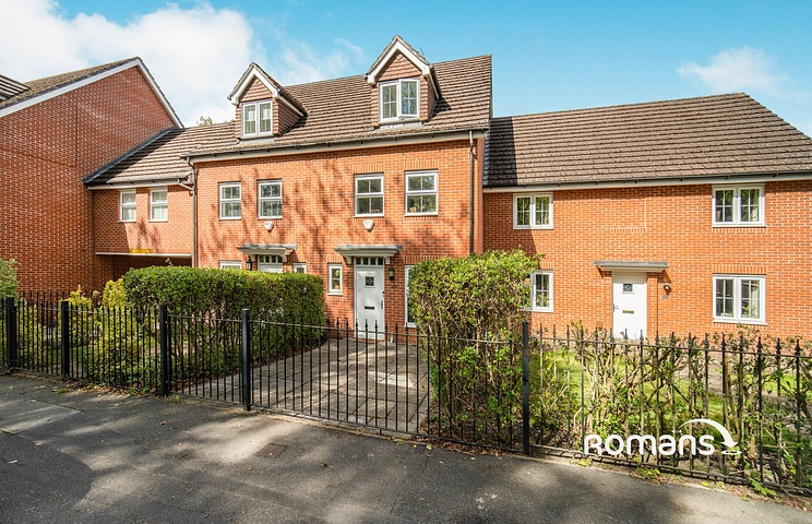 3 bedroom townhouse to rent - Waterloo Road, Crowthorne, Berkshire, RG45