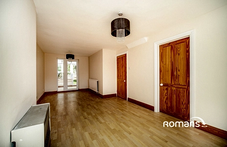 3 bedroom house to rent - Lyon Road, Crowthorne, Berkshire, RG45 - Property View 2