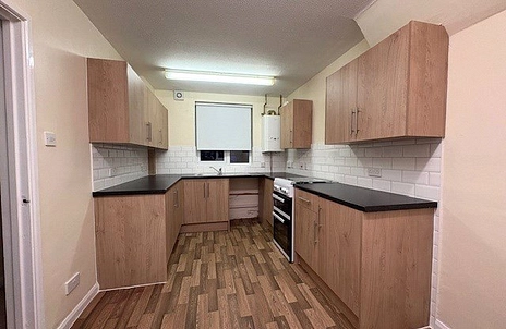 2 bedroom terraced to rent - Venning Road, Arborfield, Reading, RG2 - Property View 2