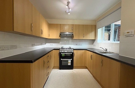 3 bedroom house to rent - Kelvin Close, Arborfield, Reading, RG2 - Property View 3