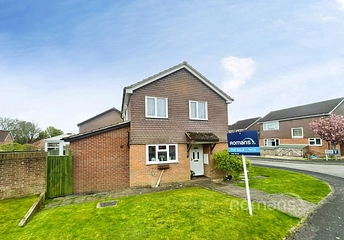 4 bedroom house for sale - Waverley Drive, South Wonston, Winchester, Hampshire, SO21 - Property View 1