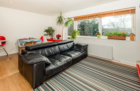 2 bedroom apartment to rent - Chantry Close, Windsor, SL4 - Property View 2