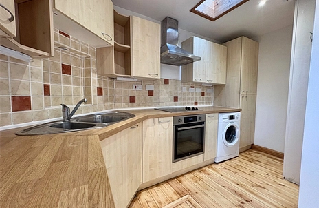 2 bedroom maisonette to rent - Oxford Road, Windsor, SL4 - Property View 2