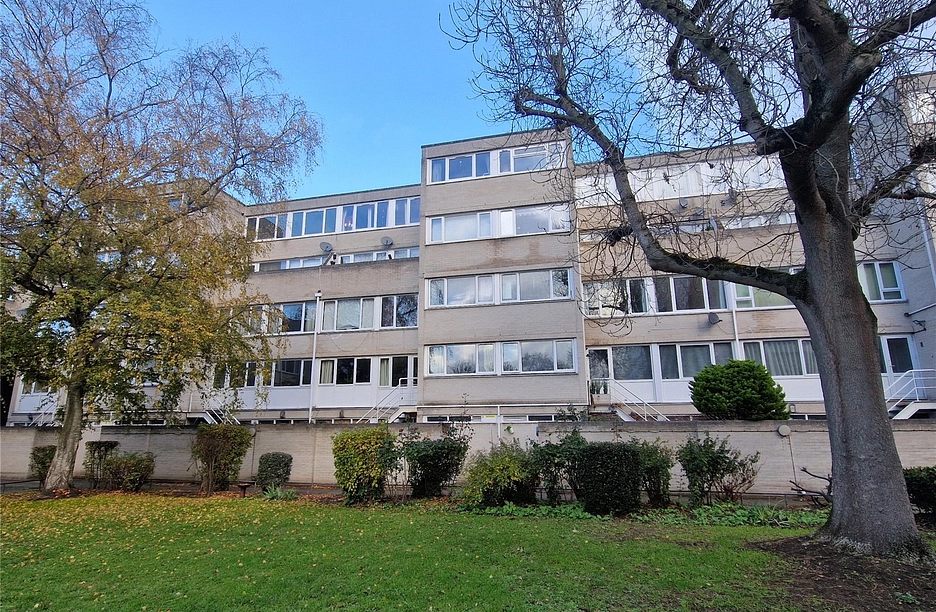 1 bedroom apartment to rent - Mountbatten Square, Windsor, SL4 - Property View 1