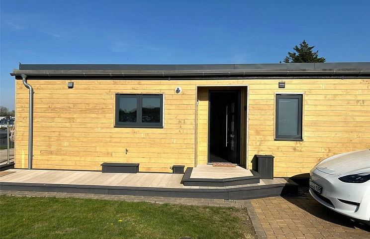 2 bedroom house to rent - Maidenhead Road, Windsor, SL4