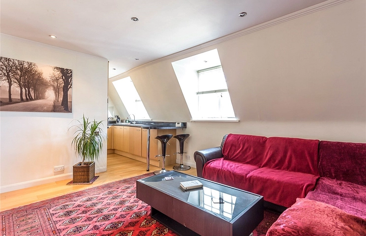 1 bedroom apartment to rent - Church Street, Windsor, SL4