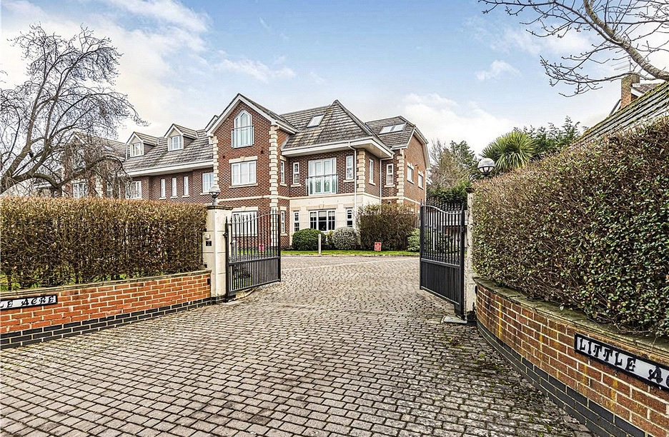 2 bedroom apartment to rent - Littleacre, Hermitage Lane, Windsor, SL4 - Property View 1