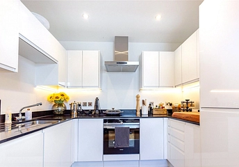 1 bedroom apartment to rent - Alexandra Court, 25A St. Leonards Road, Windsor, SL4 - Property View 1