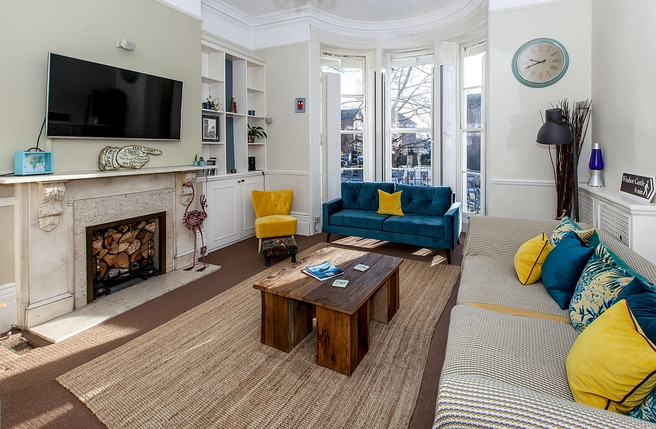 2 bedroom apartment to rent - Osborne Road, Windsor, SL4 - Property View 1